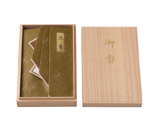 沈香　荷葉　桐箱入